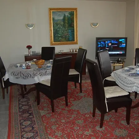 Гостевой дом Gastehaus Holzheim *