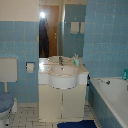 Gastehaus Holzheim Гостевой дом Нойс